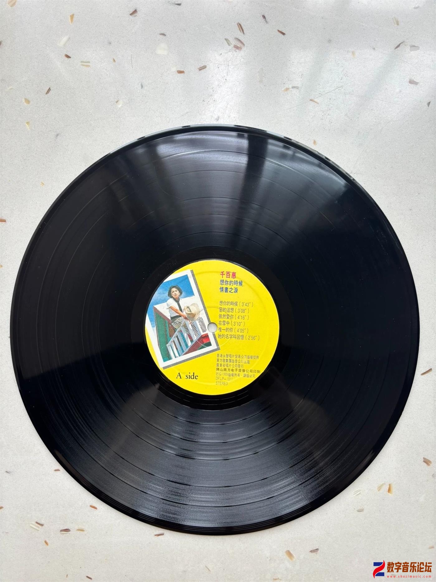 CD-.jpg