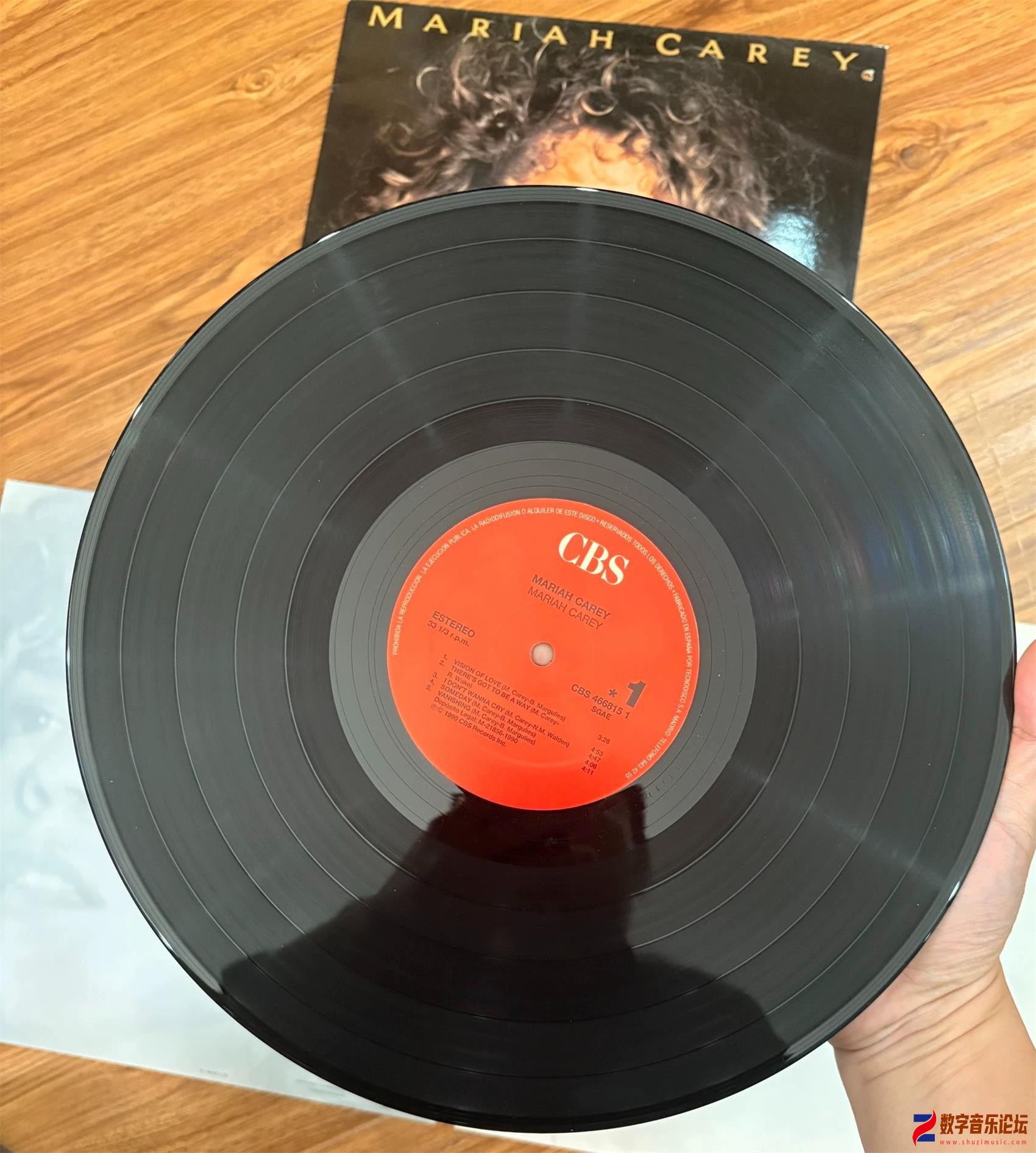 CD-.jpg