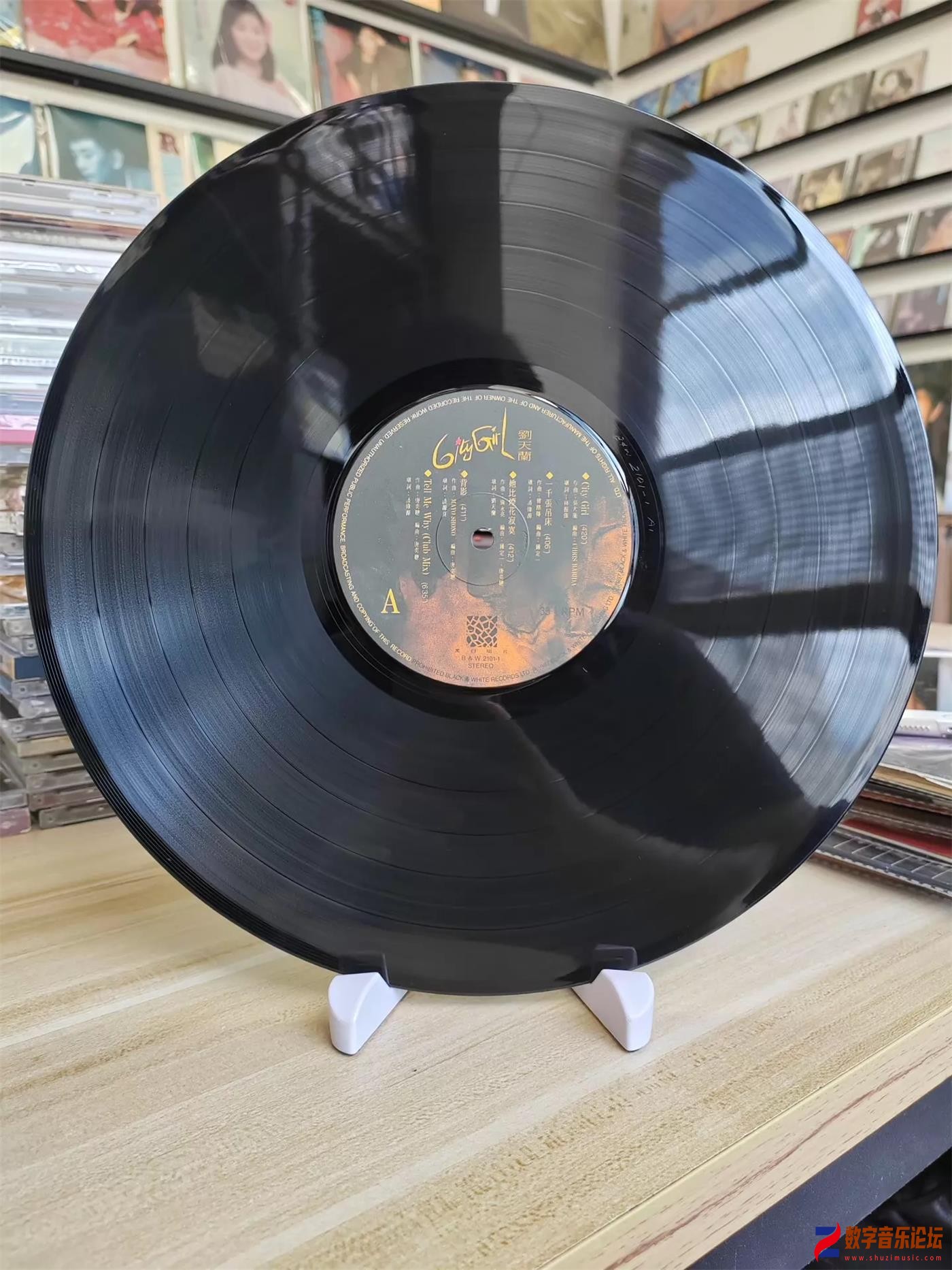 CD-.jpg